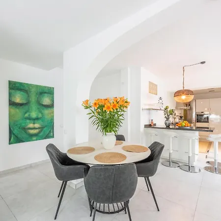 Apartment Sol Y Paz, With Amazing Location Marbella